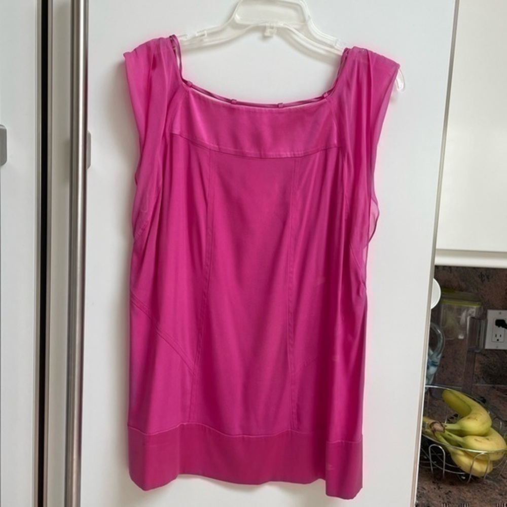 DVF PINK FUCHSIA SILK CHIFFON TOP SIZE 12 SLEEVELESS